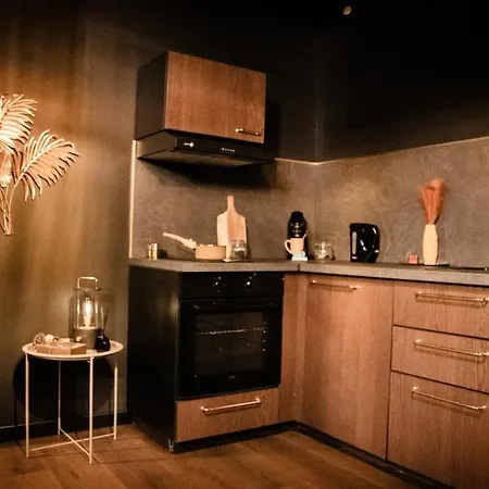 Apartment L'aphrodite, De Luxe - - Jacuzzi