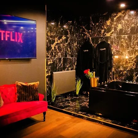 Apartment L'aphrodite, De Luxe - - Jacuzzi *