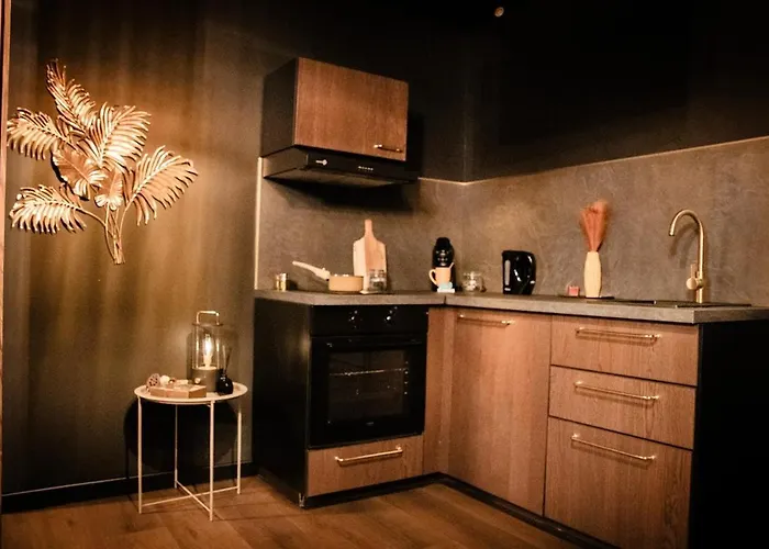 Апартаменты L'aphrodite, De Luxe - - Jacuzzi